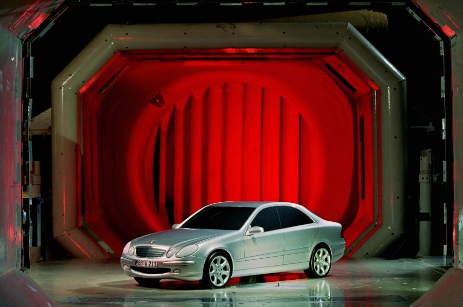  Mercedes-Benz E-Class 2002 года  (фото 237 из 448)